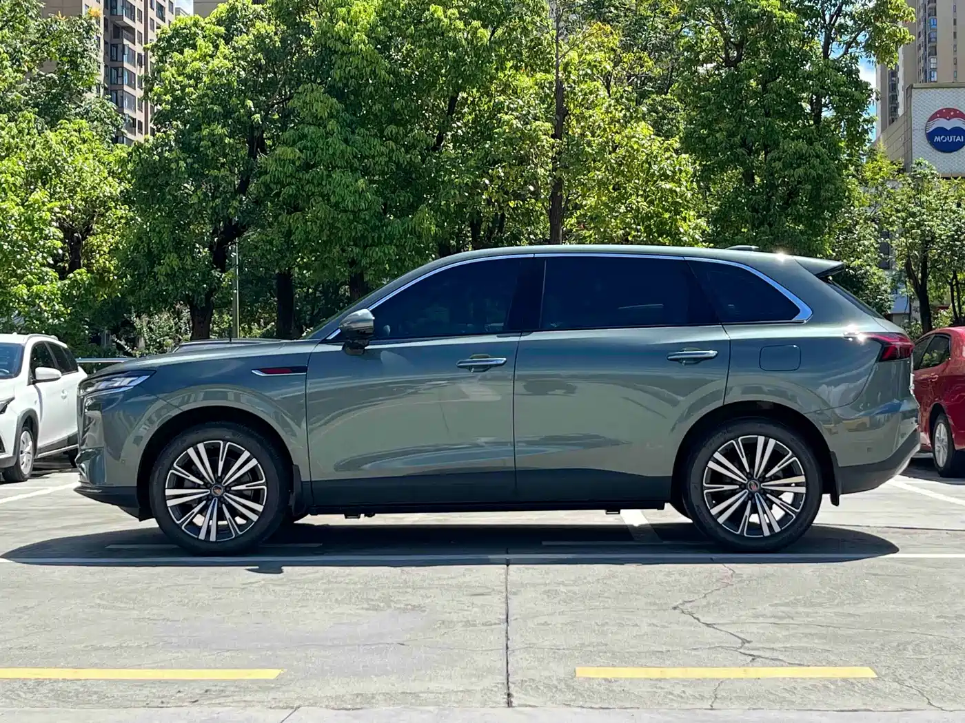 Hongqi HS6 PHEV 2026 2026 Model 220 Intelligent Hybrid Edition