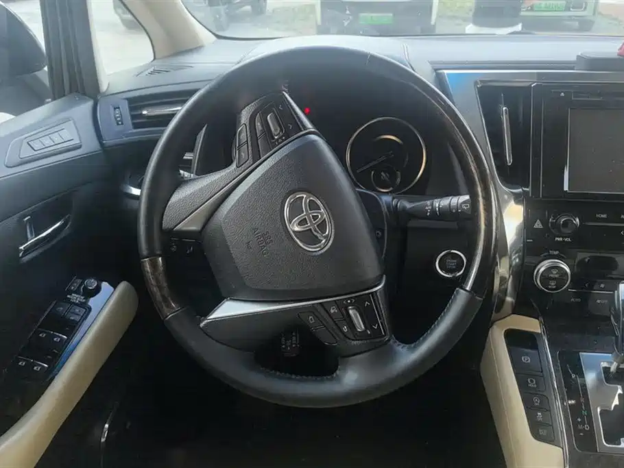 Toyota Alphard 2018 Facelift 3.5L Premium Edition фото 15