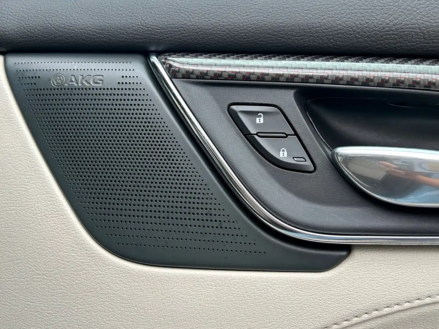 Фото 28 - Cadillac CT5