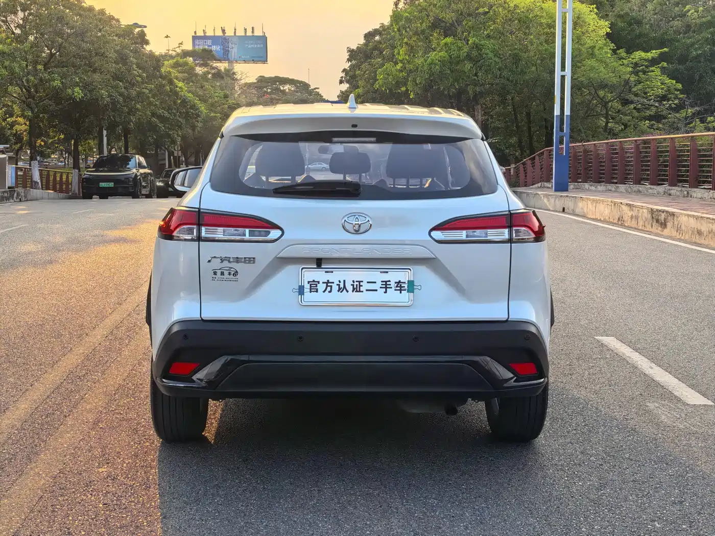 Toyota Frontlander 2024 2.0L CVT Elite Edition фото 16
