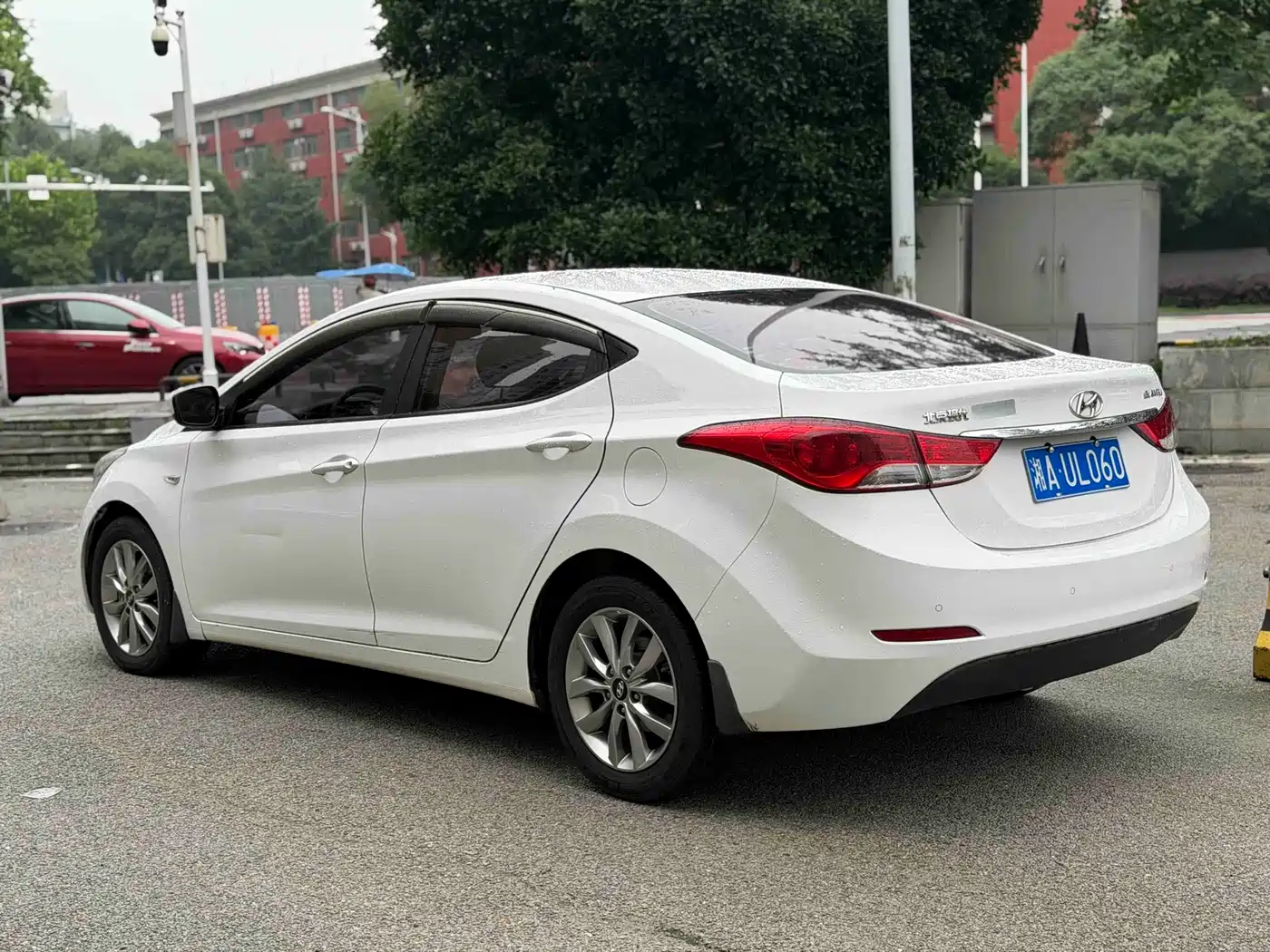 Hyundai Langdong 2015 1.6L Auto Trend фото 6