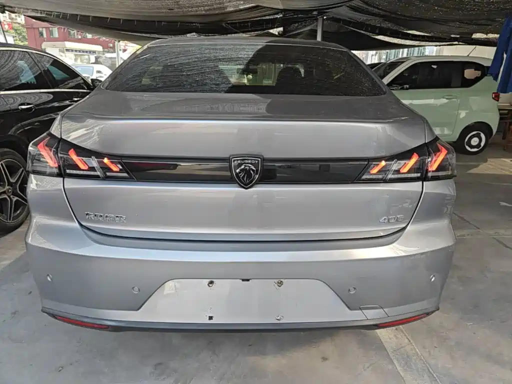 Peugeot 408 2023 2022 1.6T Light Chaser Edition