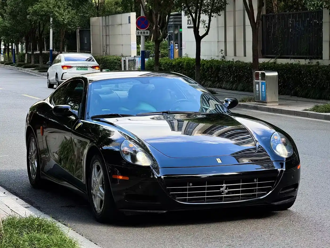 Ferrari 612 2008 2005 Scaglietti 5.7