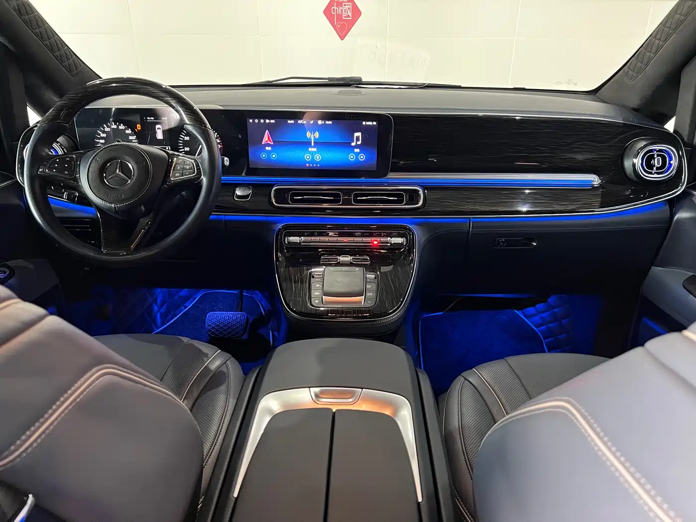 Mercedes-Benz Vito 2018 2.0T Elite Edition 7-seater China VI фото 22