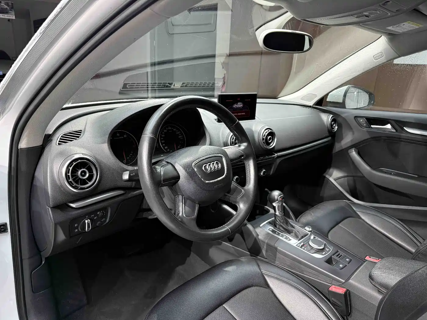 Audi A3 2015 Sportback 35 TFSI Millionth Anniversary Intelligent Leader Type фото 14