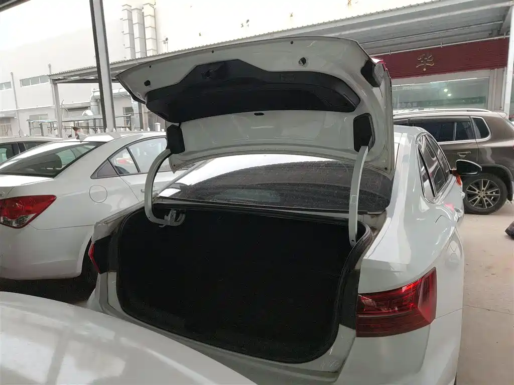 Volkswagen Sagitar 2019 200TSI Manual Comfort Edition China VI фото 19