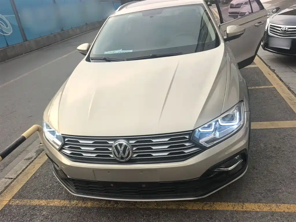 Volkswagen C-TREK 2017 1.6L Automatic Comfort фото 3