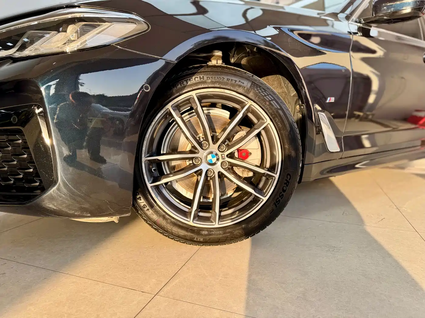 BMW 5 Series 2022 Model Second Facelift 525Li M Sport Package фото 21
