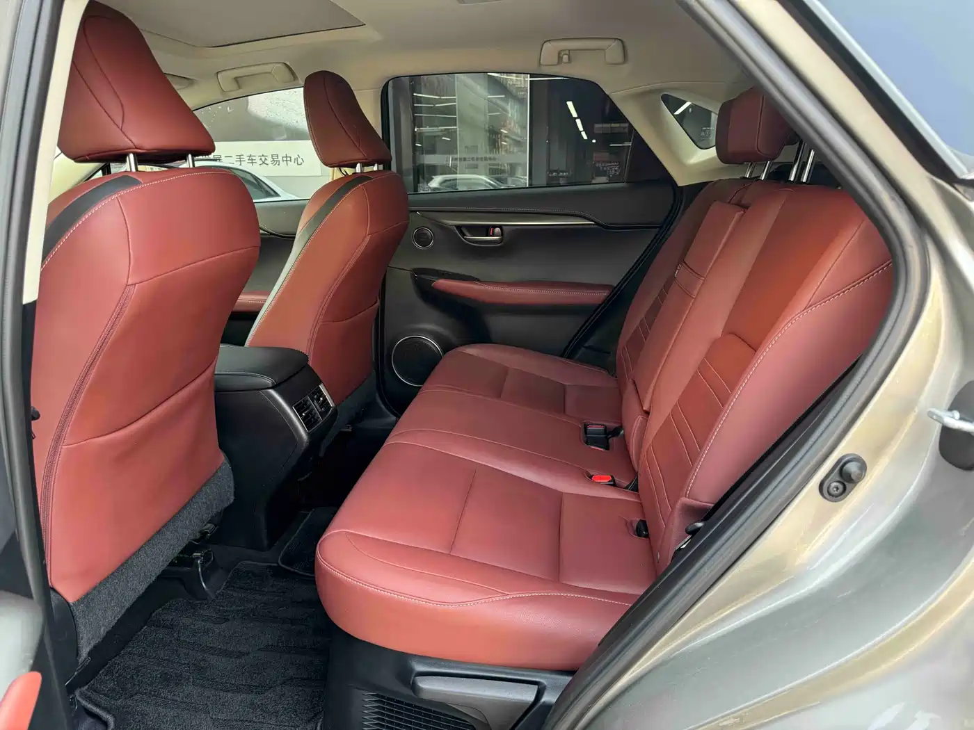 Lexus NX 2015 200t AWD F Sport фото 5