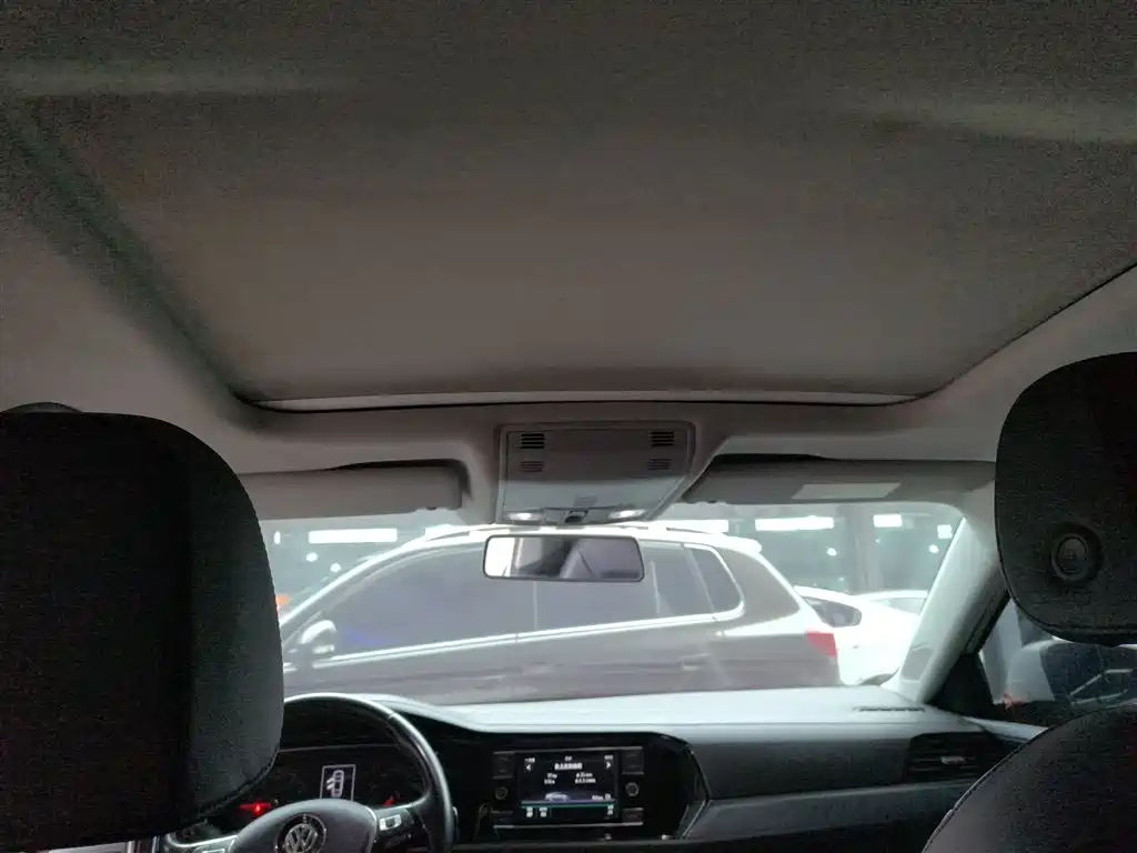 Volkswagen Sagitar 2019 200TSI Manual Comfort Edition China VI фото 18