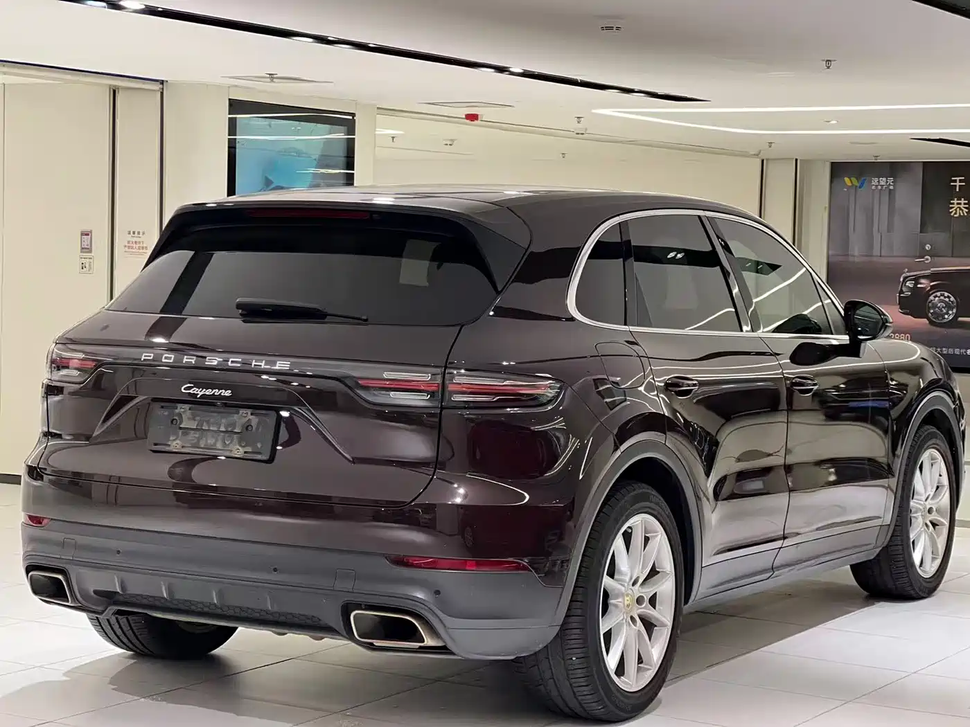 Porsche Cayenne 2019 Cayenne 3.0T фото 14