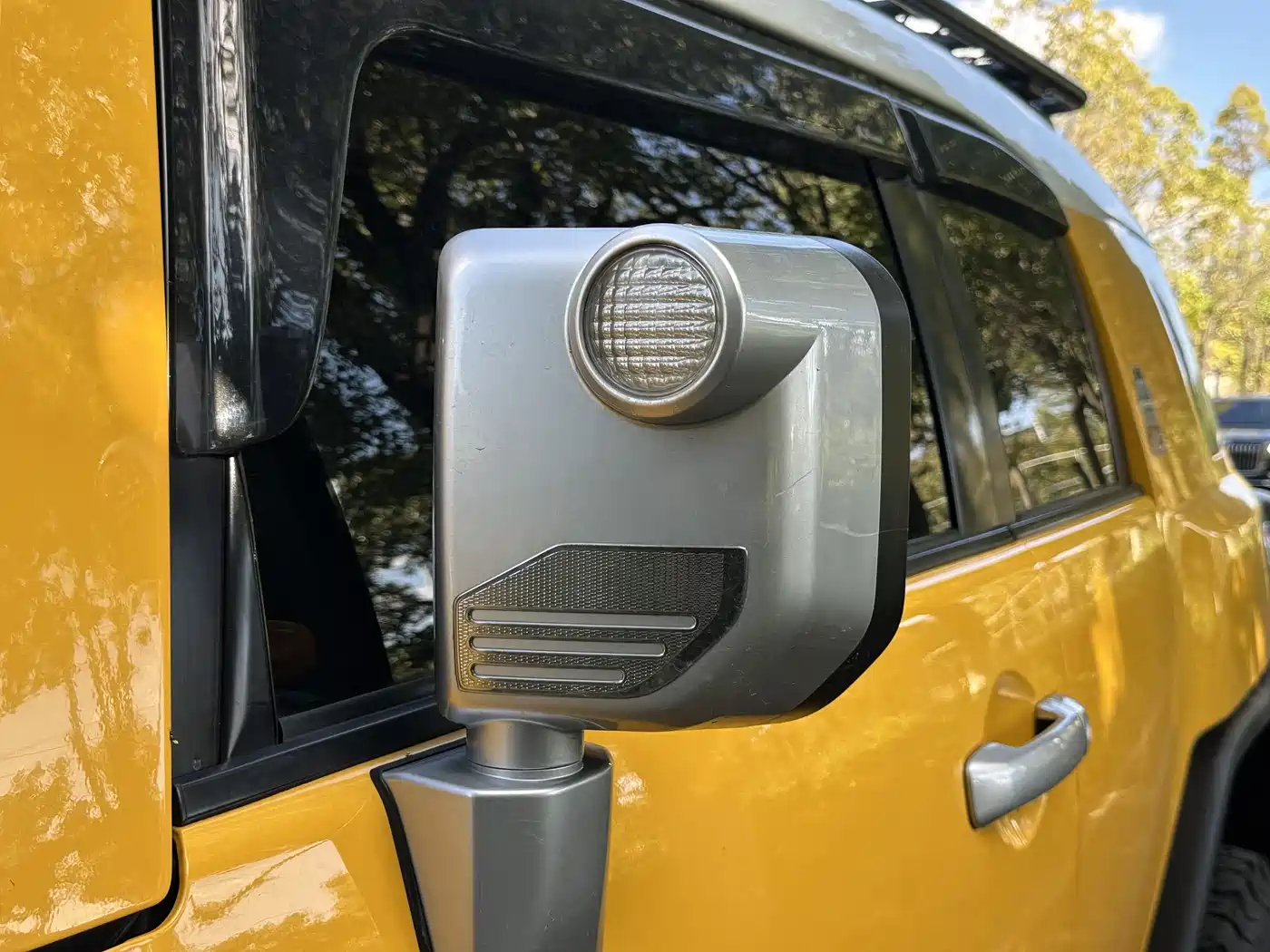 Toyota FJ Cruiser 2013 4.0L фото 13