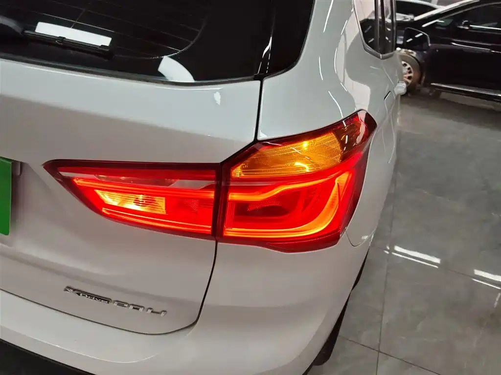 BMW X1 2019 xDrive20Li Premium Model фото 19