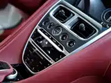 Фото 40 - Aston Martin DB11