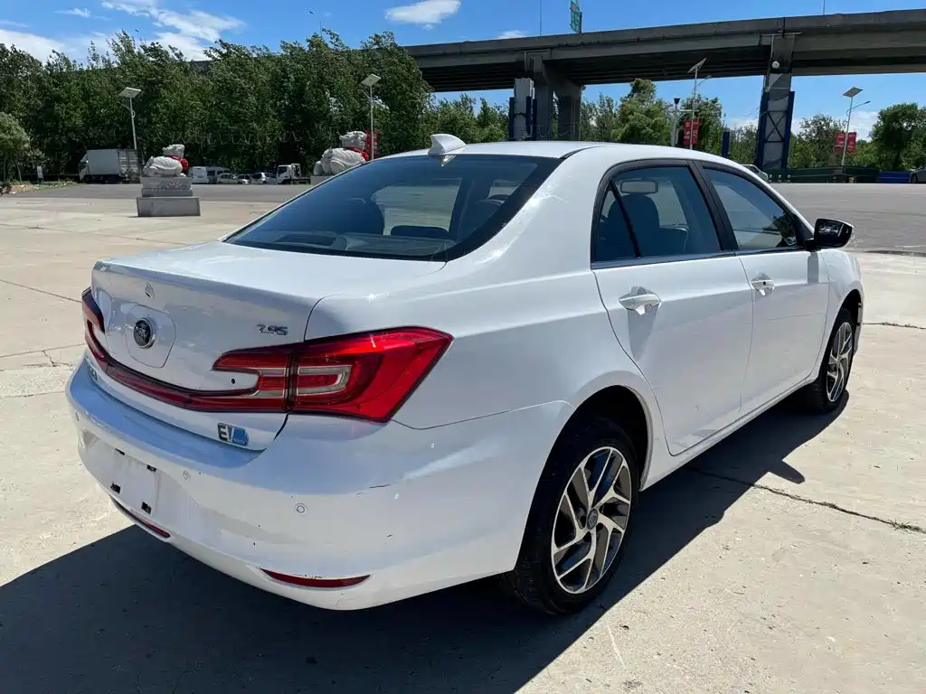 BYD Qin New Energy 2018 2018 Qin EV450 Smart Connected Premium Edition