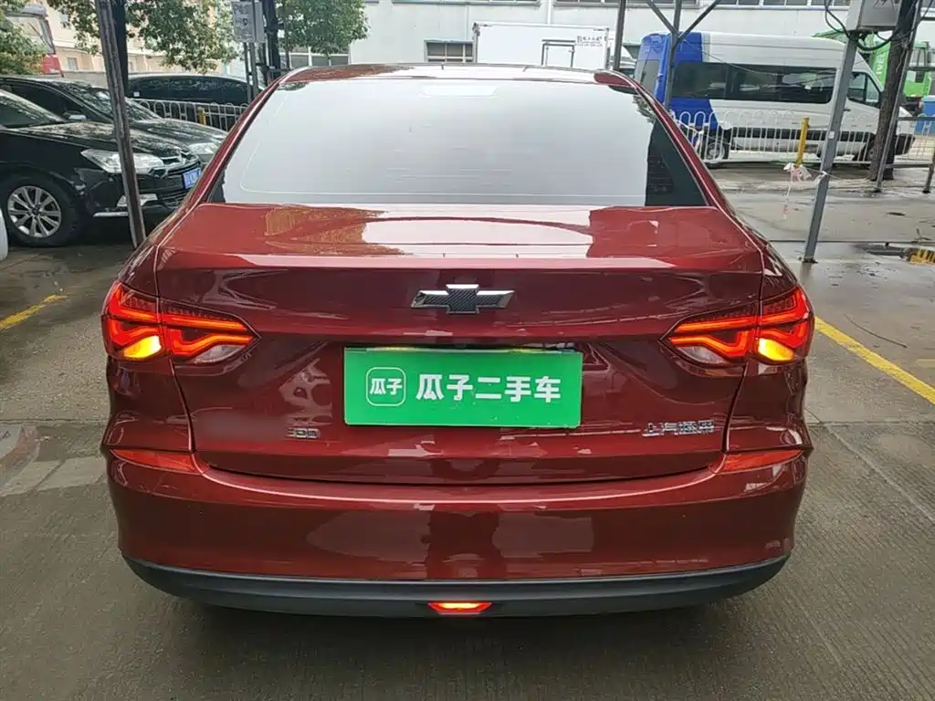CHEVROLET CRUZE