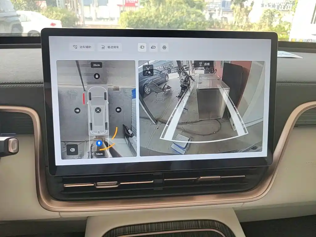 Dongfeng Yipai eπ008 2024 2024 636Max Pure Electric 6-Seater