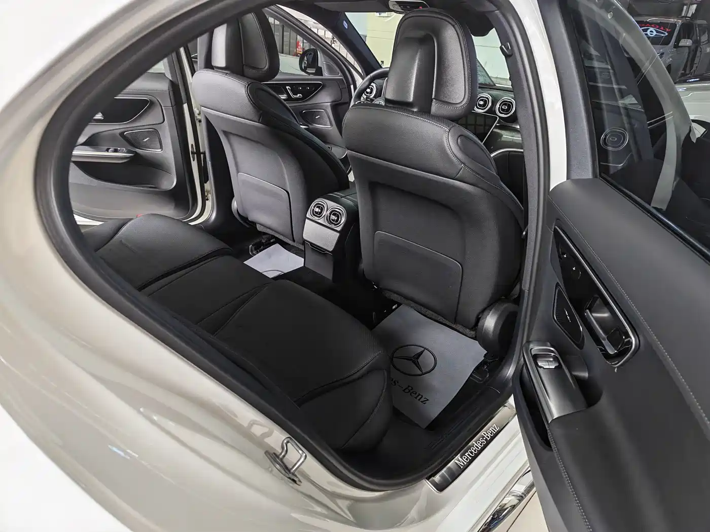 Mercedes-Benz C-Class 2024 C 260 L 4MATIC Sport фото 10