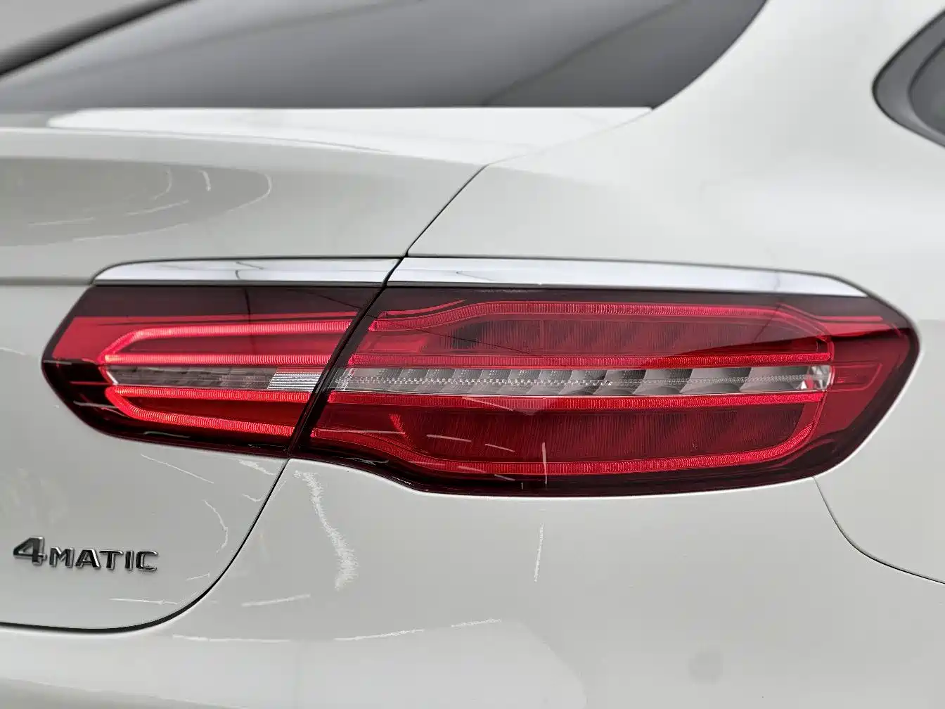 Mercedes-Benz GLC Coupe 2017 GLC 260 4MATIC Coupe SUV фото 15