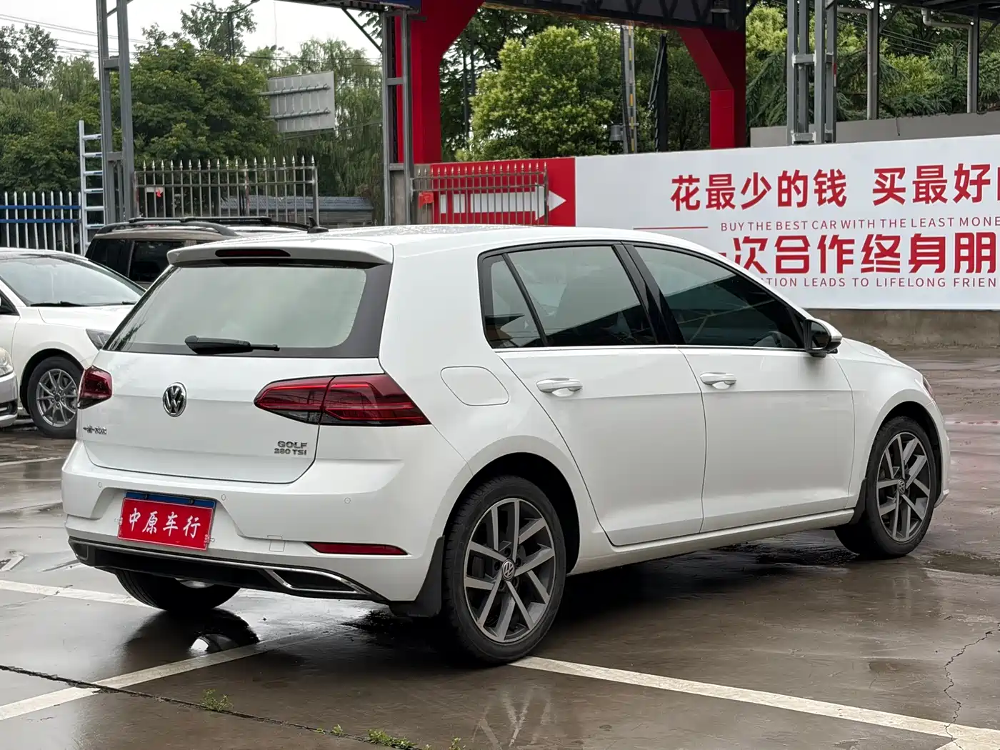 Volkswagen Golf 2020 Beloved Edition 280TSI DSG Luxury фото 19