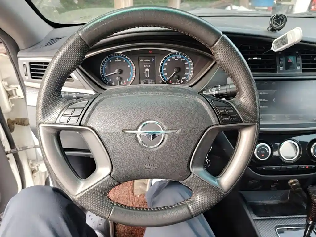 Haima M6 2015 2015 1.5T CVT Sport Intelligent