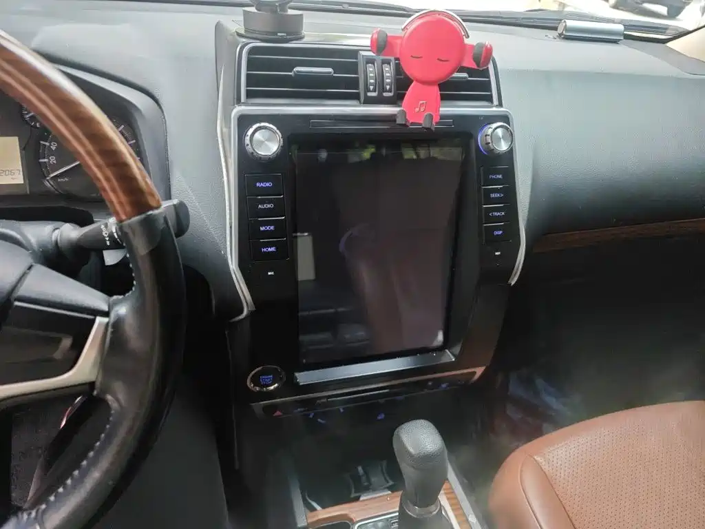 Photo 9 - Toyota Prado