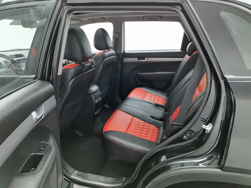 Kia Sorento 2013 2.2T 5-seat Diesel Comfort Edition фото 15
