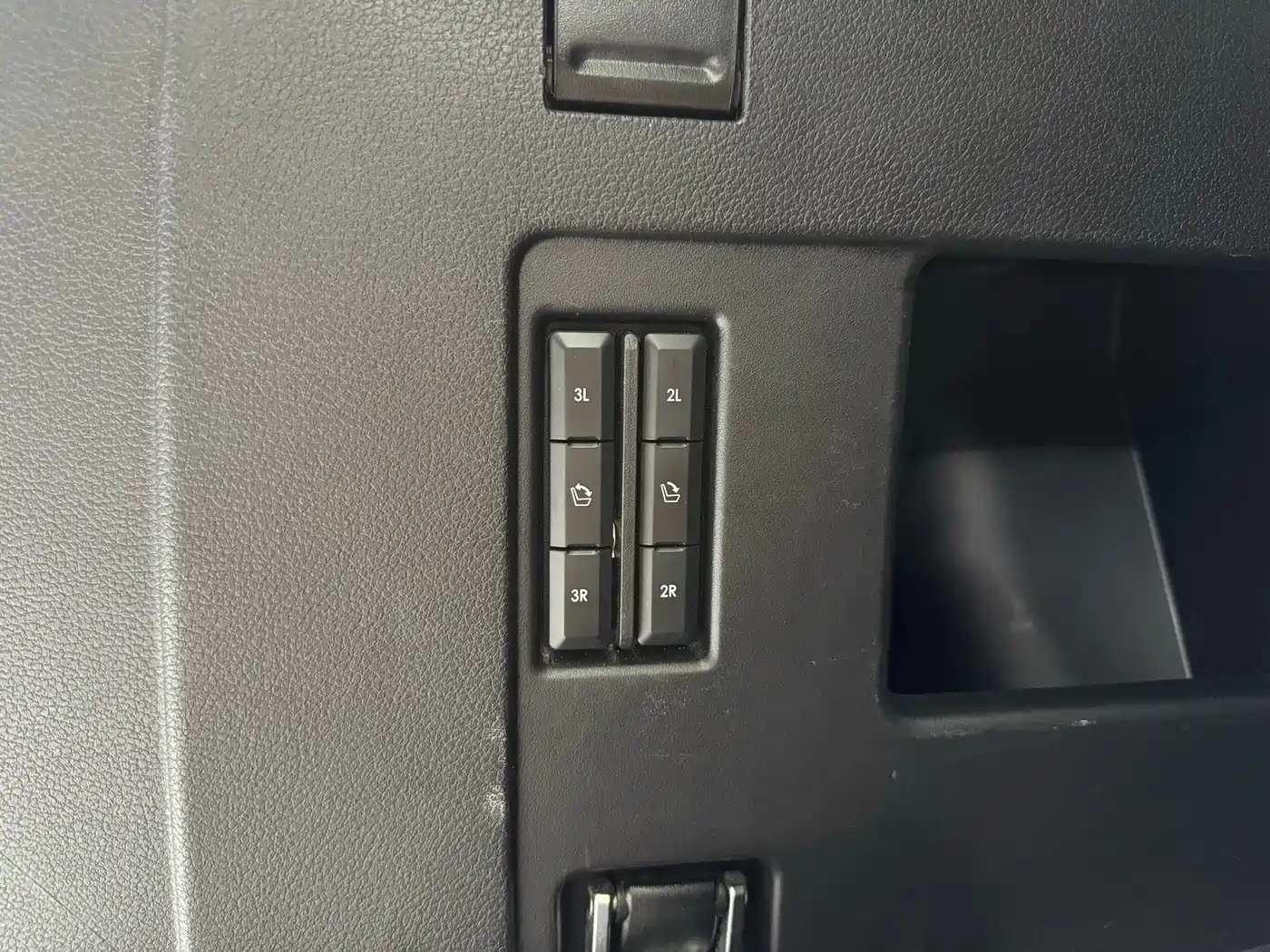Фото 33 - Lincoln Navigator
