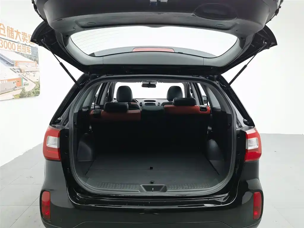 Kia Sorento 2013 2.2T 5-seat Diesel Comfort Edition фото 16
