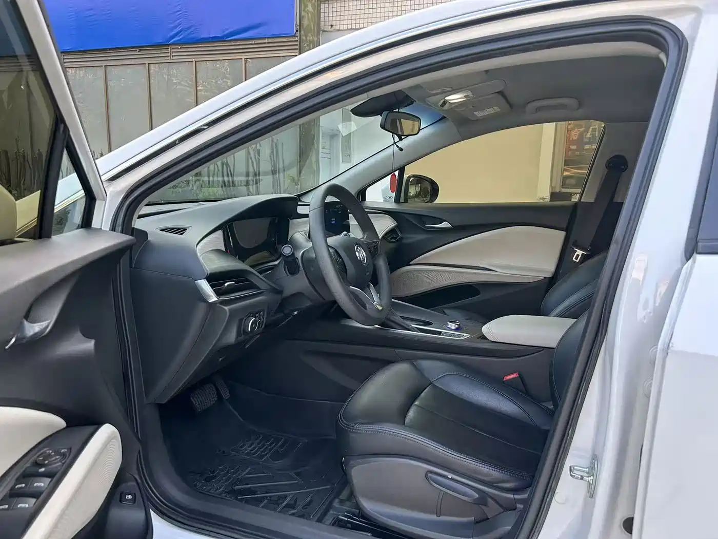 Фото 4 - Buick Velite 6