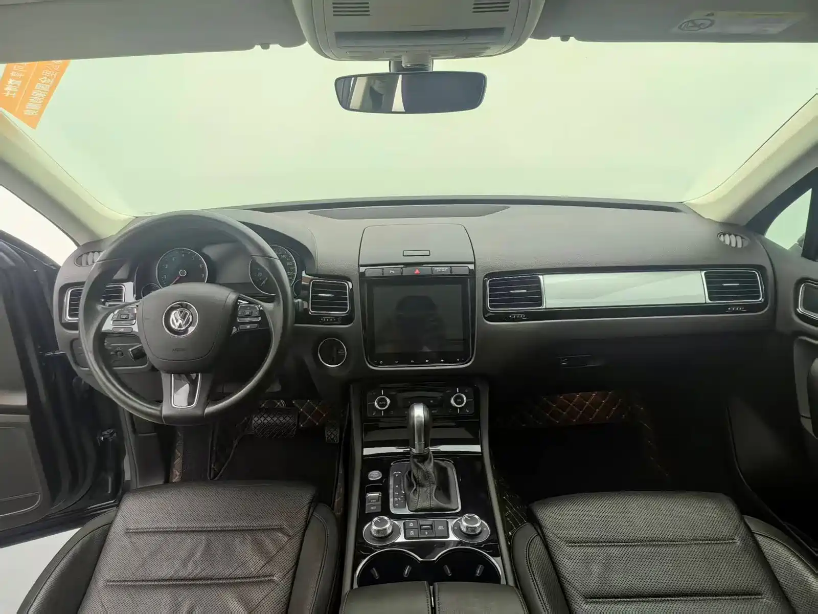 Фото 7 - Volkswagen Touareg