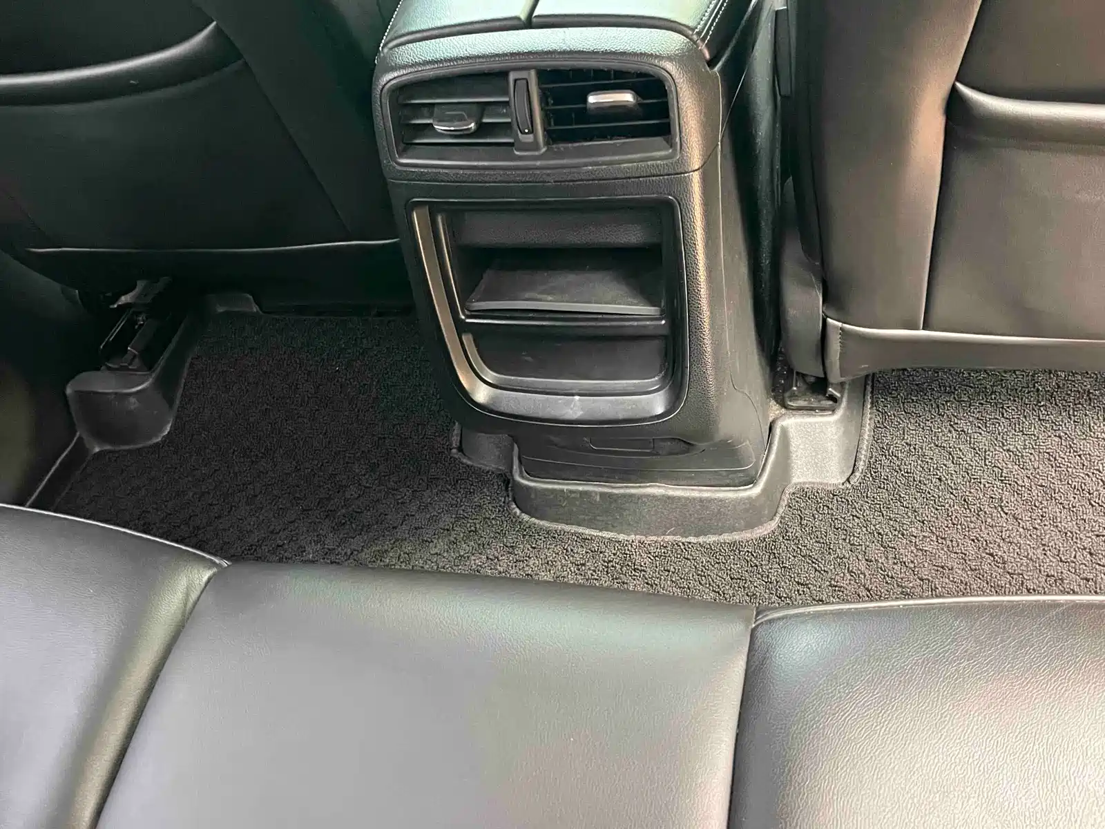 Фото 21 - Buick Envision Plus
