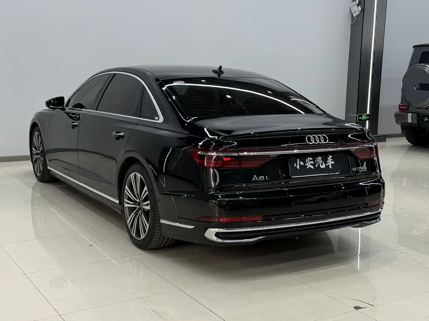 Audi A8 2024 Model A8L 50 TFSI quattro Premium Selection фото 5