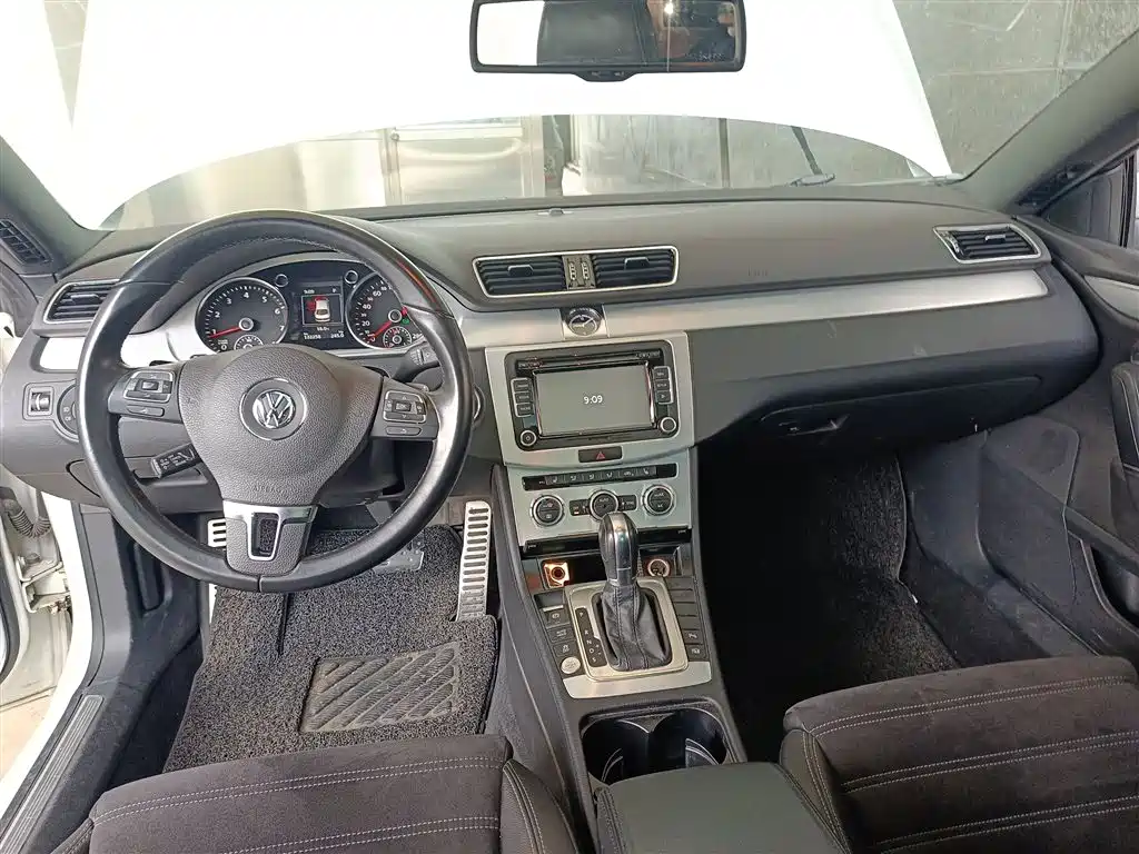 Volkswagen FAW-Volkswagen CC 2016 Model 1.8TSI Luxury фото 6