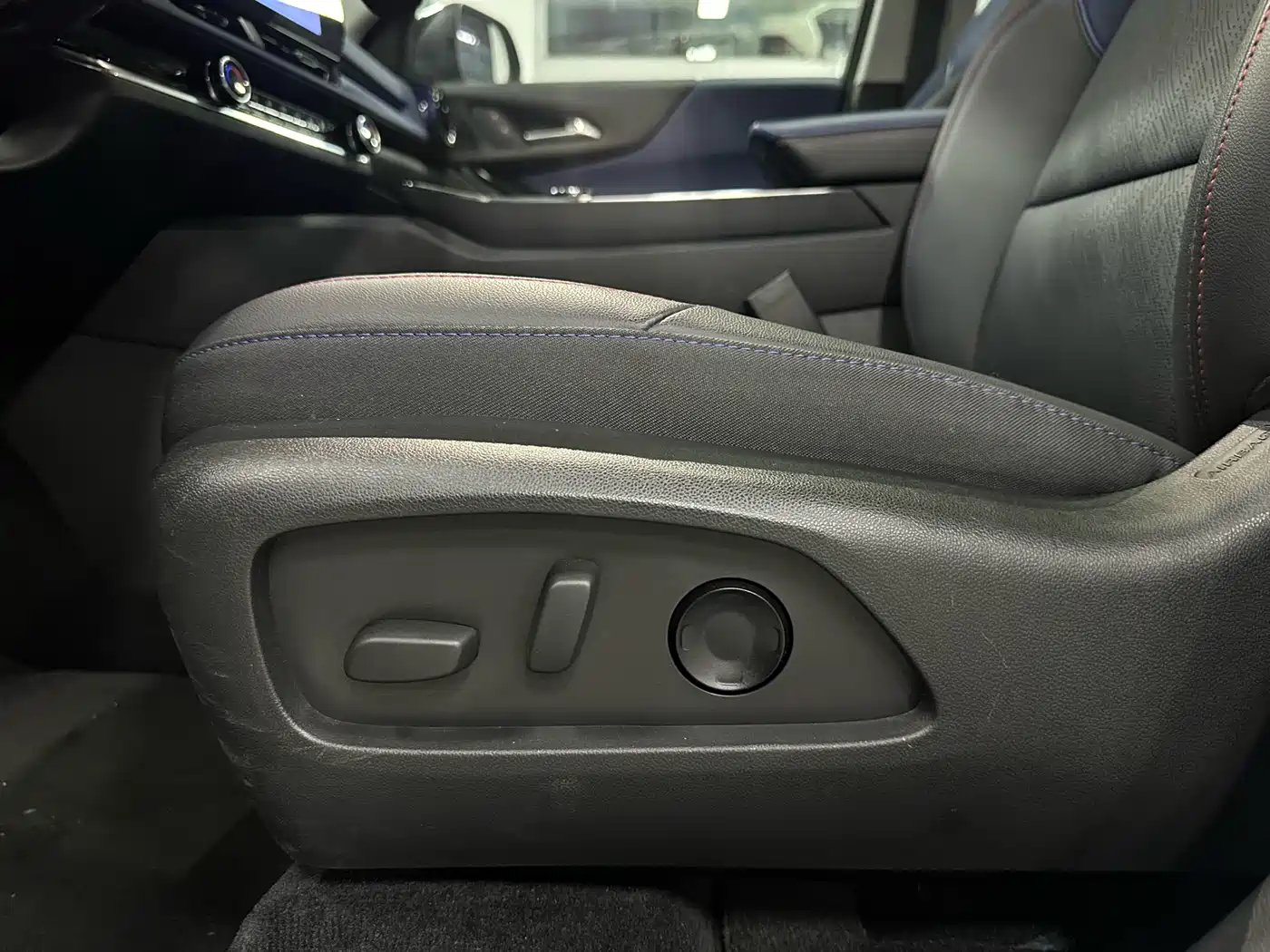 CHEVROLET EXPLORER PLUS