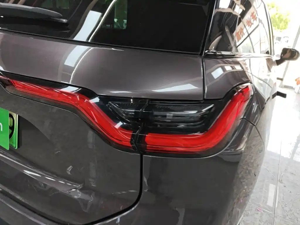 Фото 8 - NIO ES6