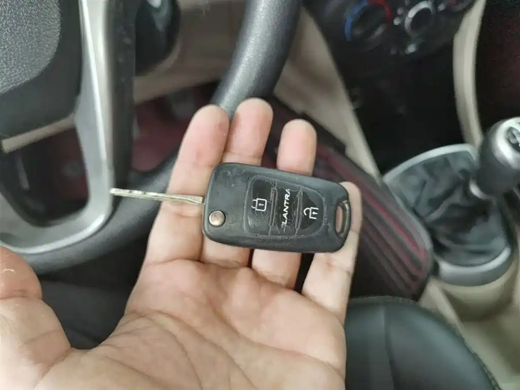 Hyundai Verna 2014 1.4L Manual Smart GLS фото 9