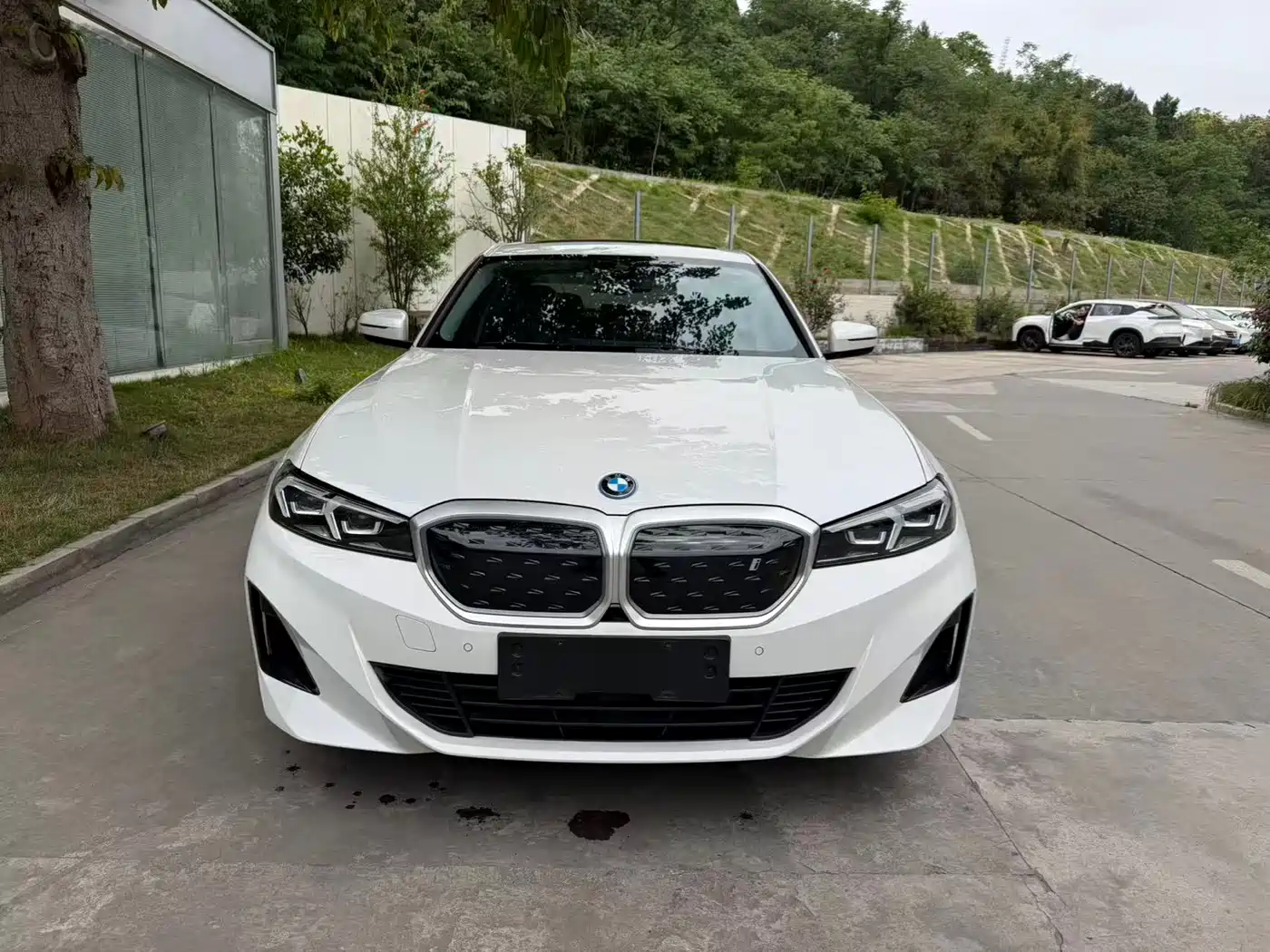 BMW i3 2024 eDrive 35 L фото 2
