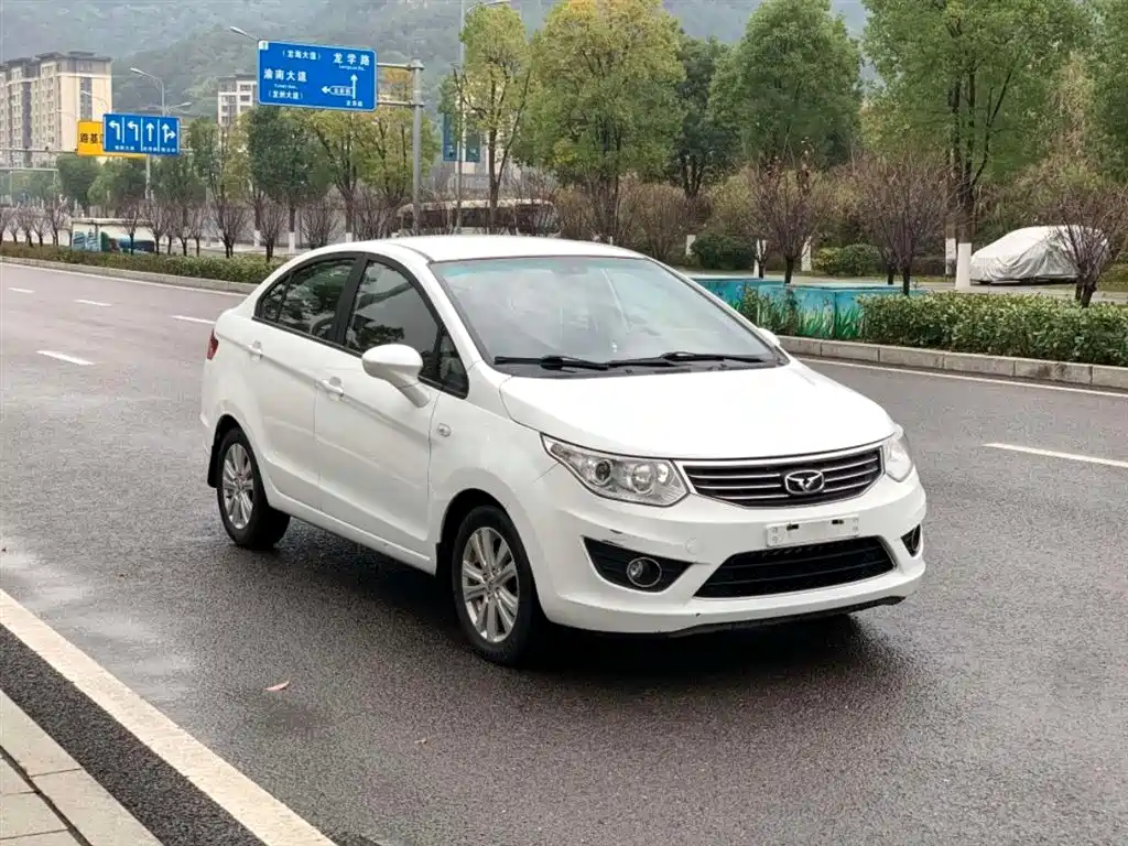 Cowin Kaiyi C3 2015 2015 1.5L AMT Gold Diamond Edition
