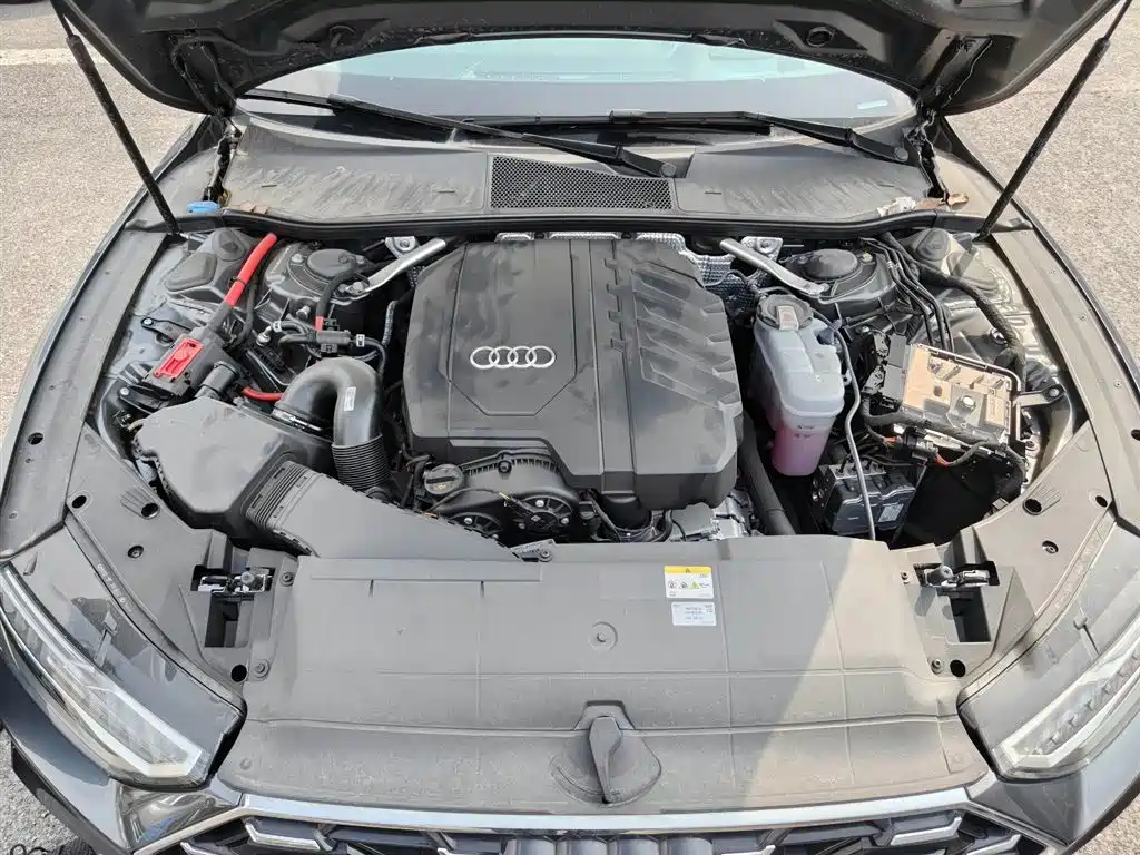 Audi A7 2024 45 TFSI Premium Selection фото 17
