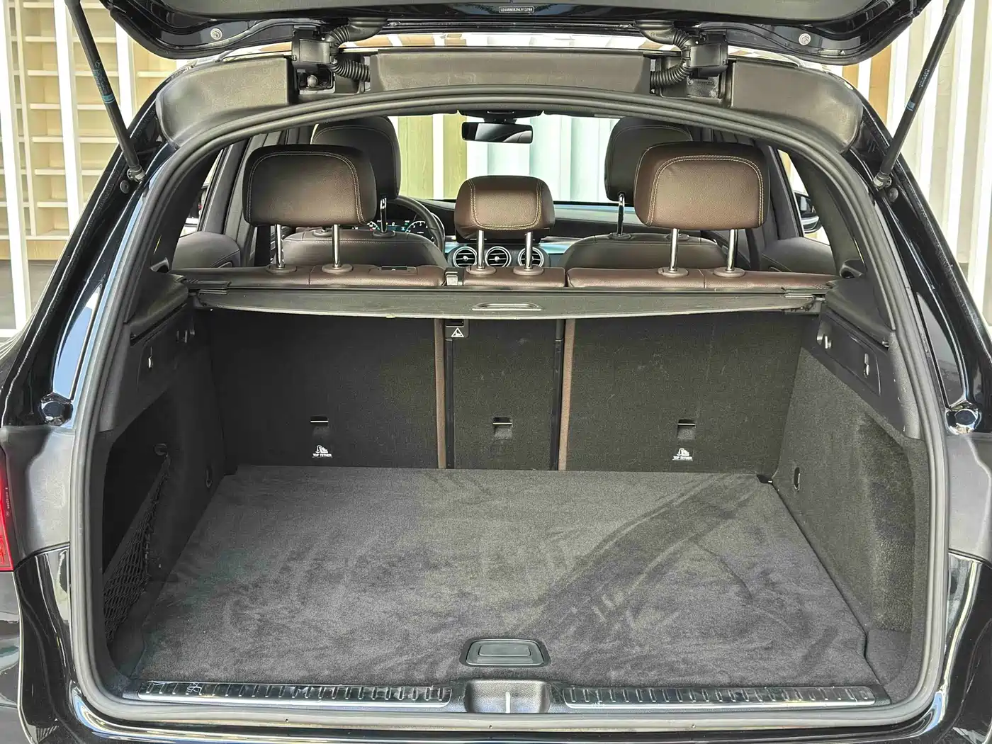 Mercedes-Benz GLC 2022 Facelift GLC 300 L 4MATIC Dynamic Collector's Edition фото 20