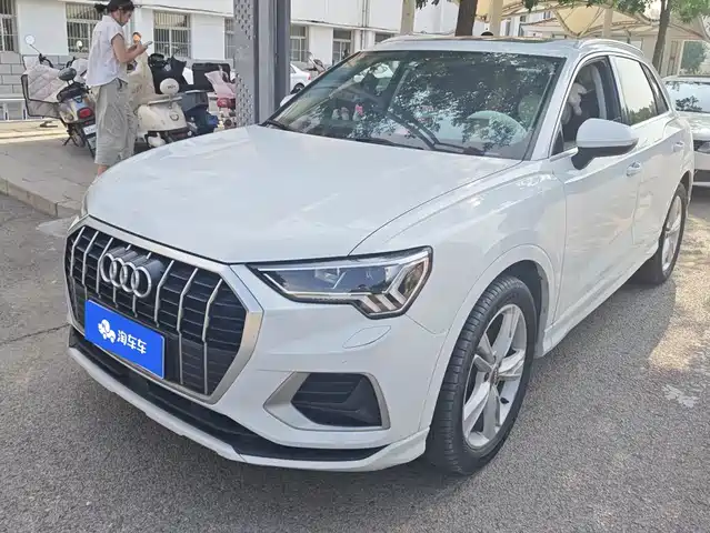 Audi Q3 35 TFSI, Актив, Спорт