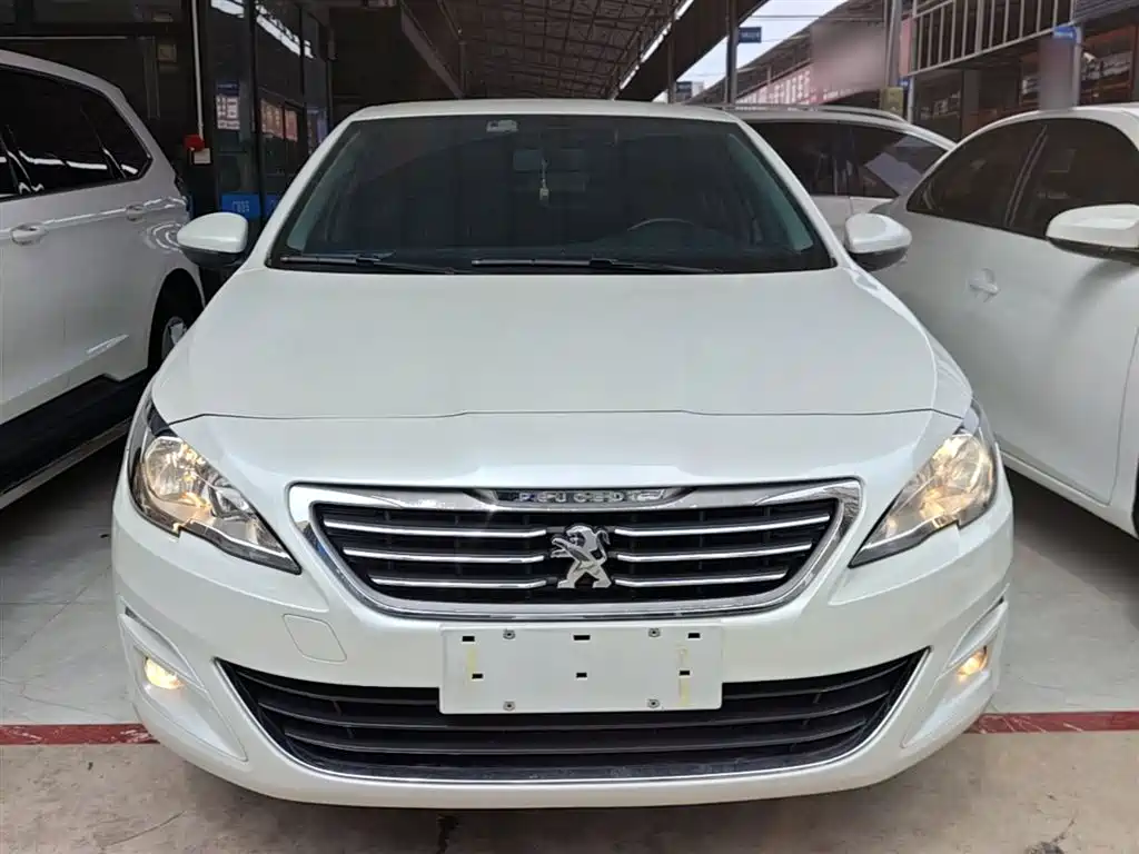 Peugeot 408 2018 Facelift 350THP Automatic Luxury фото 3