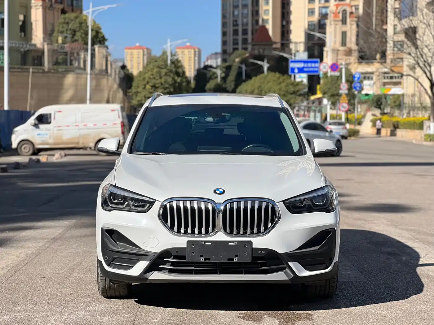 BMW X1 2021 sDrive25Li Leading фото 2