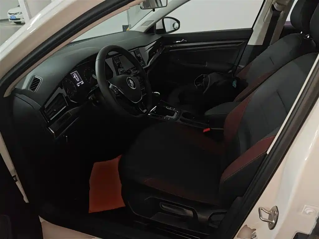 Volkswagen Bora 2020 1.5L Automatic Elite фото 11