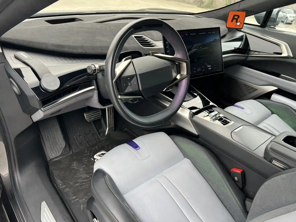 HiPhi Z 2023 2023 5-Seater