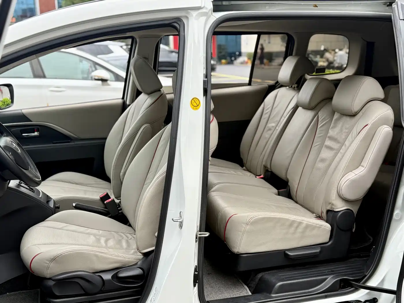 Mazda Mazda5 2013 2013 2.0L Automatic Luxury