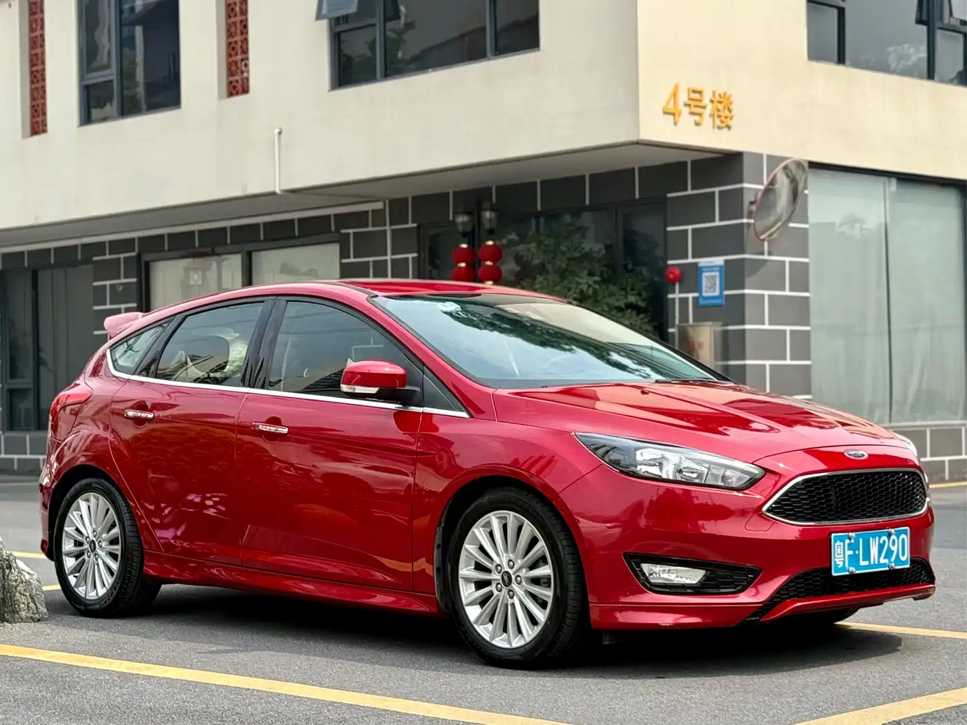 Photo 3 - Ford Focus