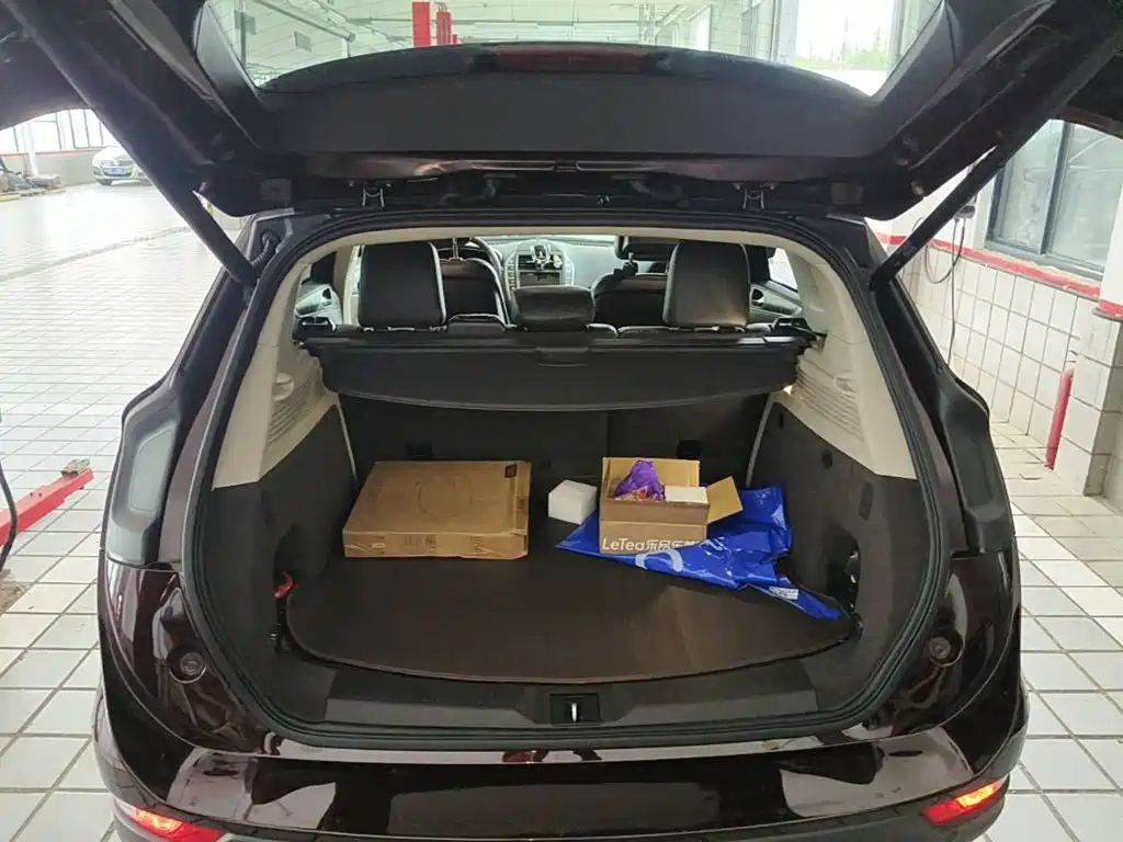 Фото 5 - Lincoln MKC