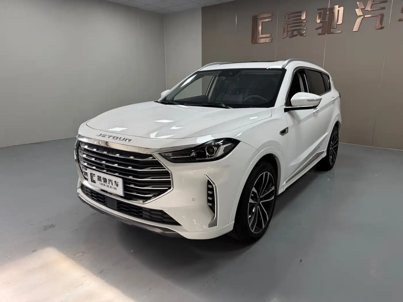 Jetour X70 PLUS 2021 1.6T DCT Di PRO+ 5-seater